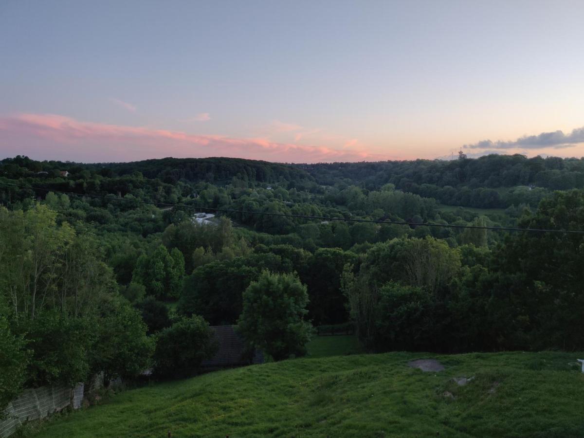 De La Vallée *